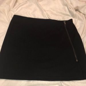 Black Stretchy Skirt
